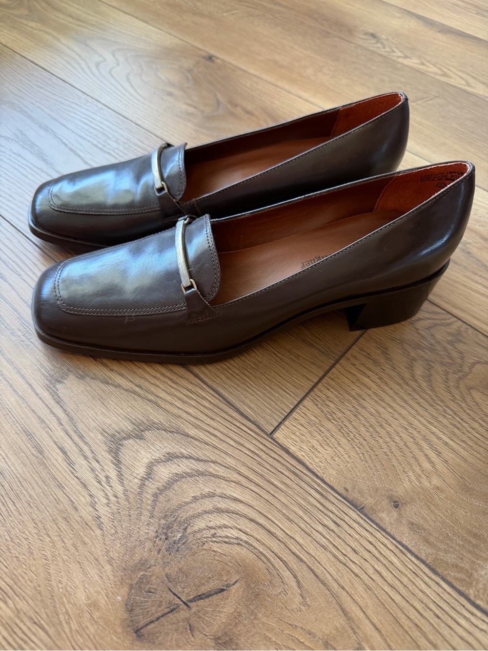 Etienne Aigner Women’s Vintage Square Toe Block Heels 8.5
